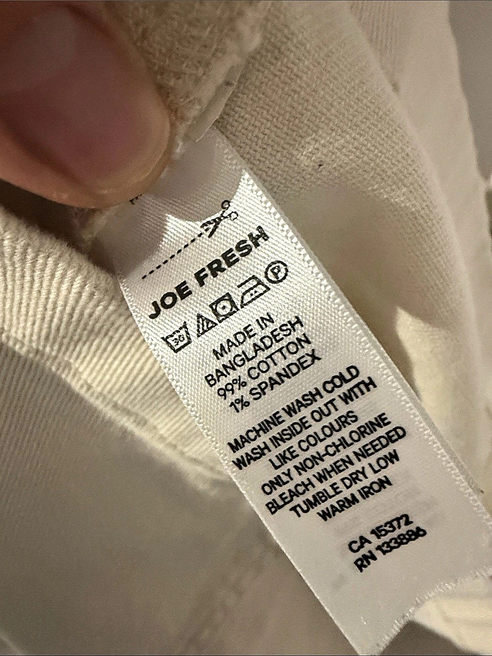 Cotton Joe Fresh Cargo Shorts in Cream Like New - Picture 4 of 4